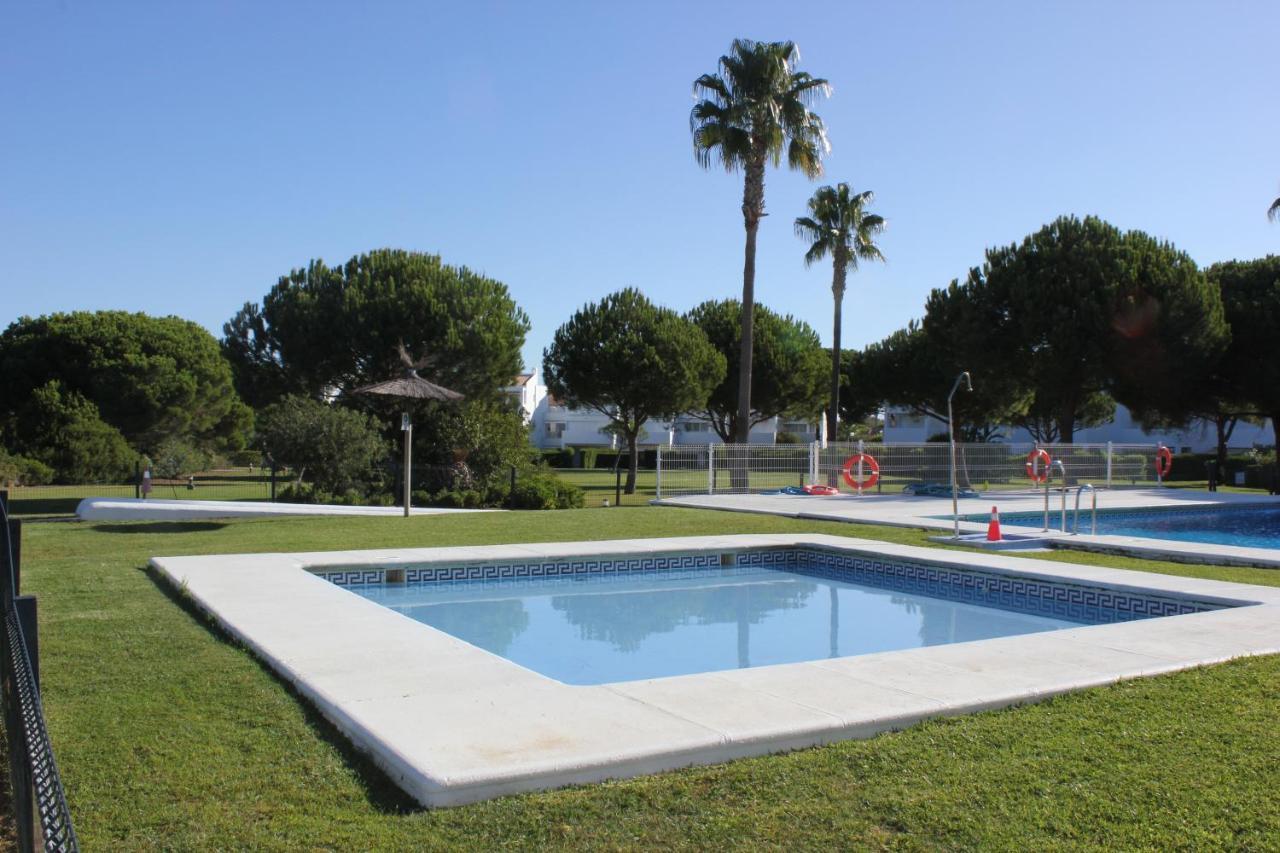 Apartamento Retama Golf II Chiclana de la Frontera Ngoại thất bức ảnh